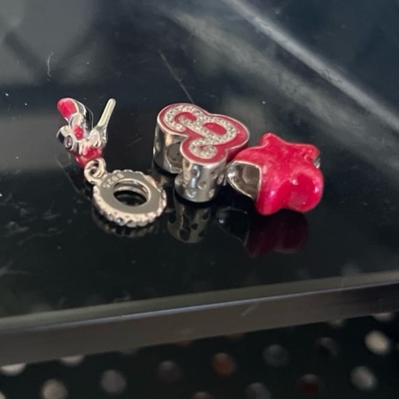 Pure silver 925 stamped pink Barbie lot of 3 charms new - Picture 10 of 11